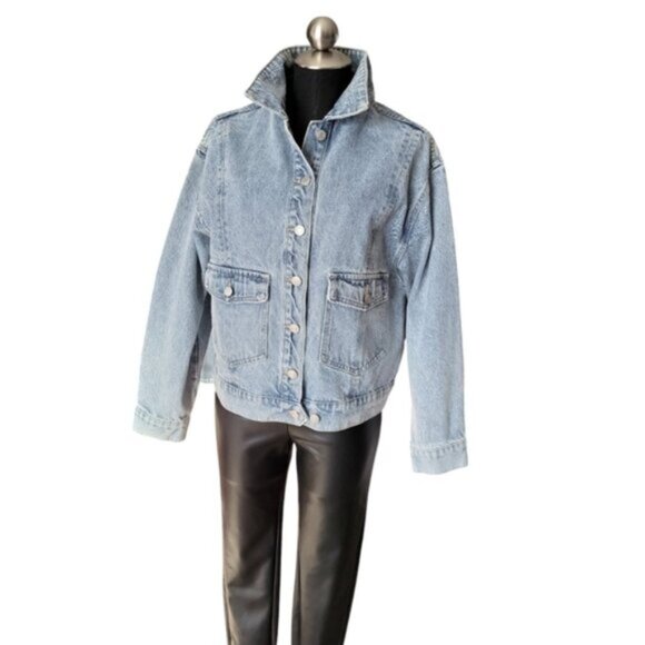 Light Denim Wash Oversized Bomber Jacket Retro NWT Sz 12 - Picture 1 of 15